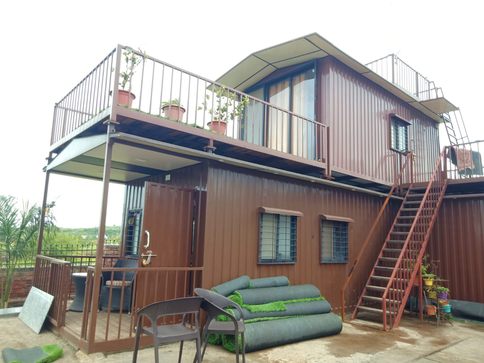 Escapade - Additional View 2